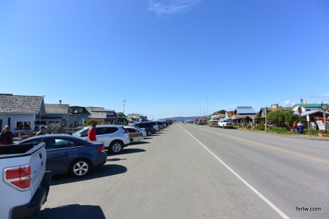 Homer strip by the port